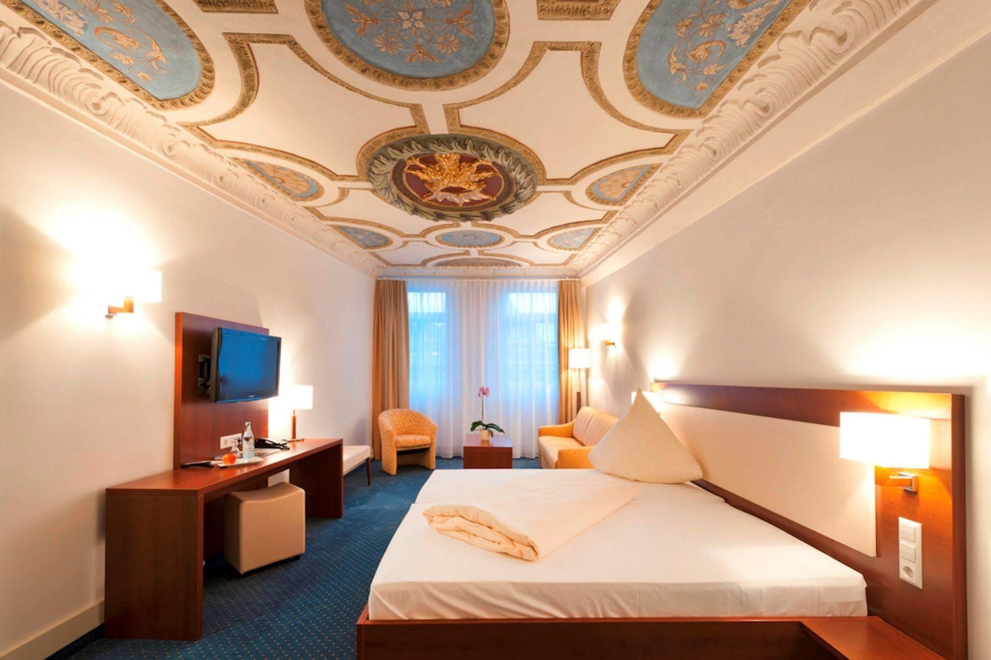 Stadt-Gut-Hotel Gasthof Goldener Adler Schwäbisch Hall Exteriér fotografie